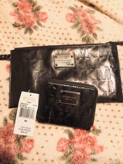 Michael Kors wristlet and wallet