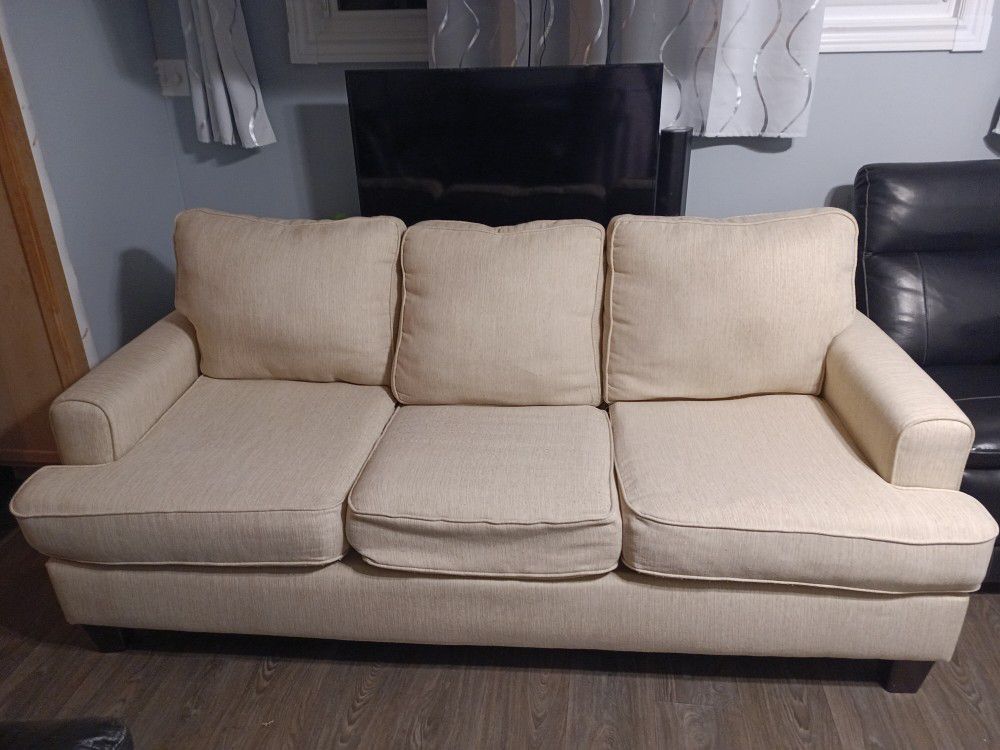 Sofa $75 (Free Delivery)