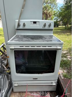 Maytag stove