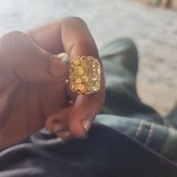 Real 10k Nugget Ring Size 6, 5.8 Grams 
