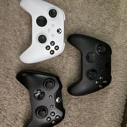 Xbox Controller Set Of Three