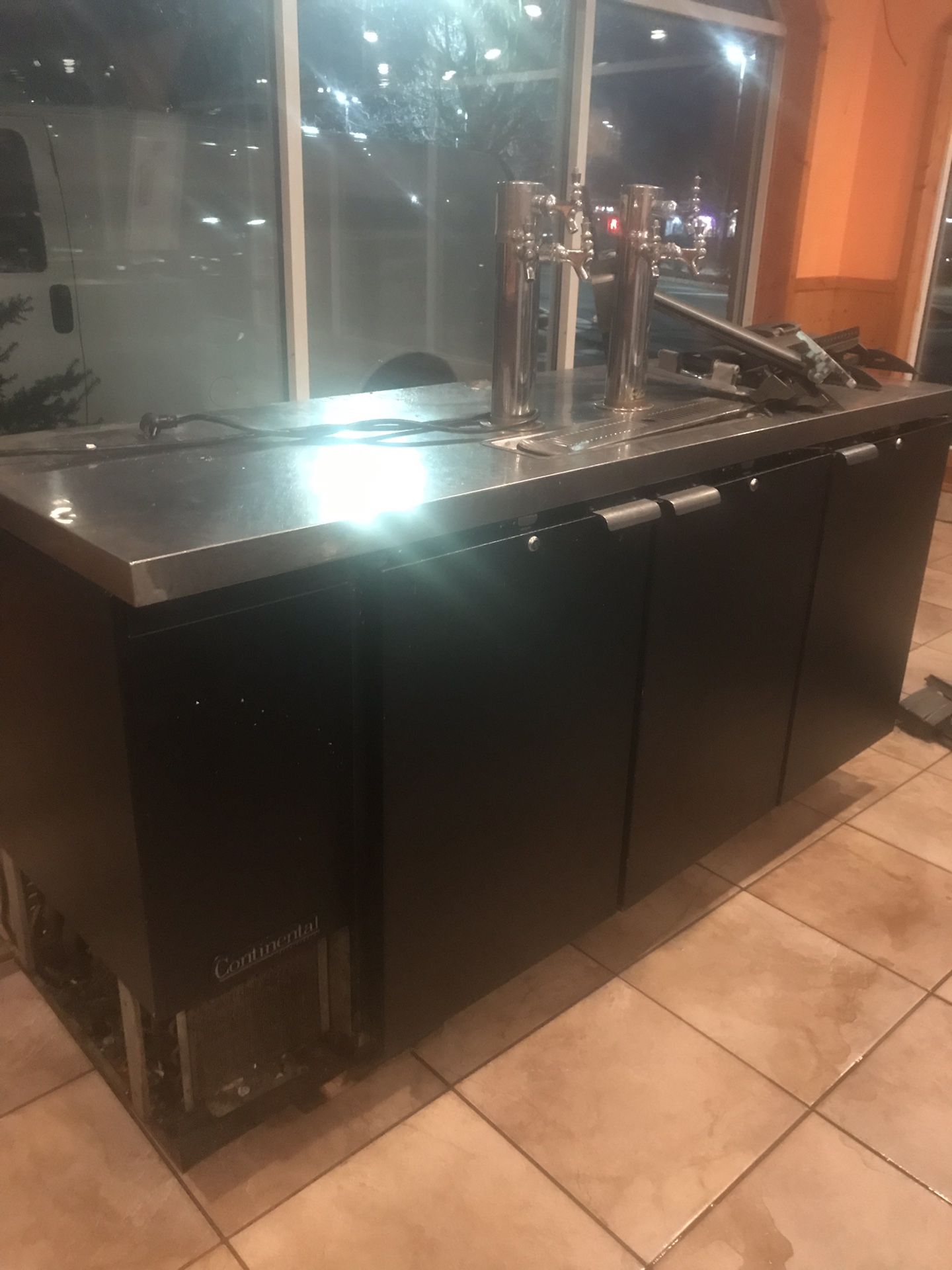 Continental cooler for Draft beer 72 inch