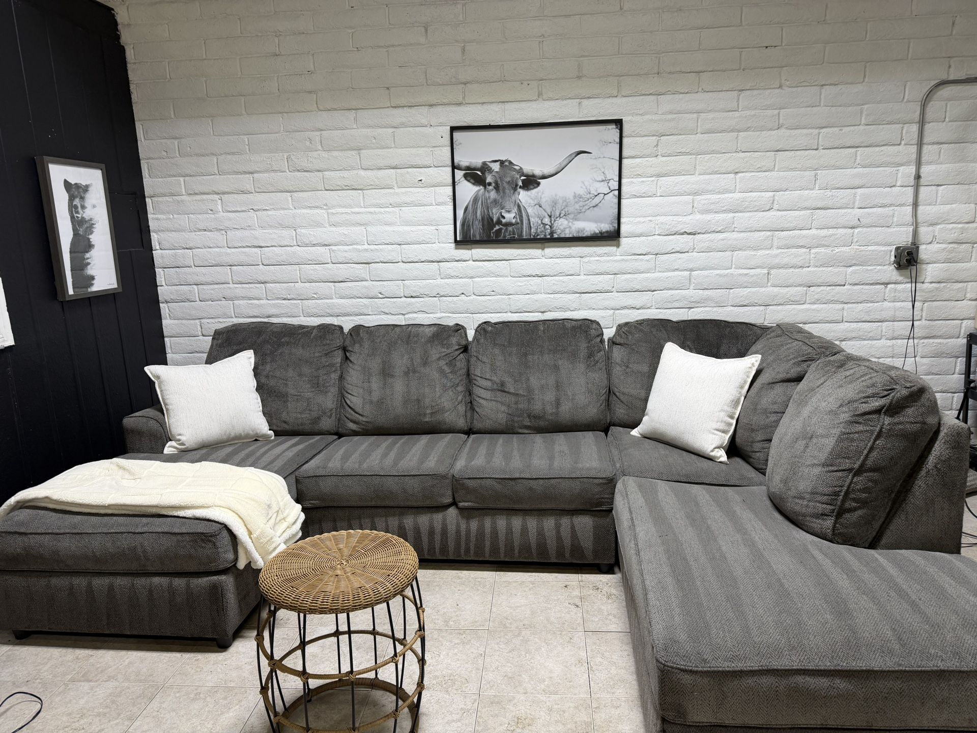 Sectional Couch - Delivery Available