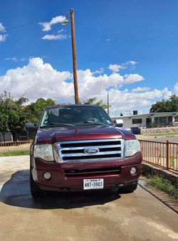2011 Ford Expedition XLT –