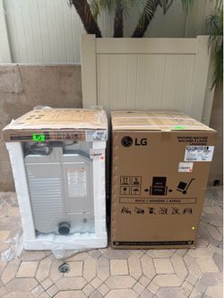 BRAND NEW UNOPENED - LG WASHER & DRYER WITH STACKING KIT