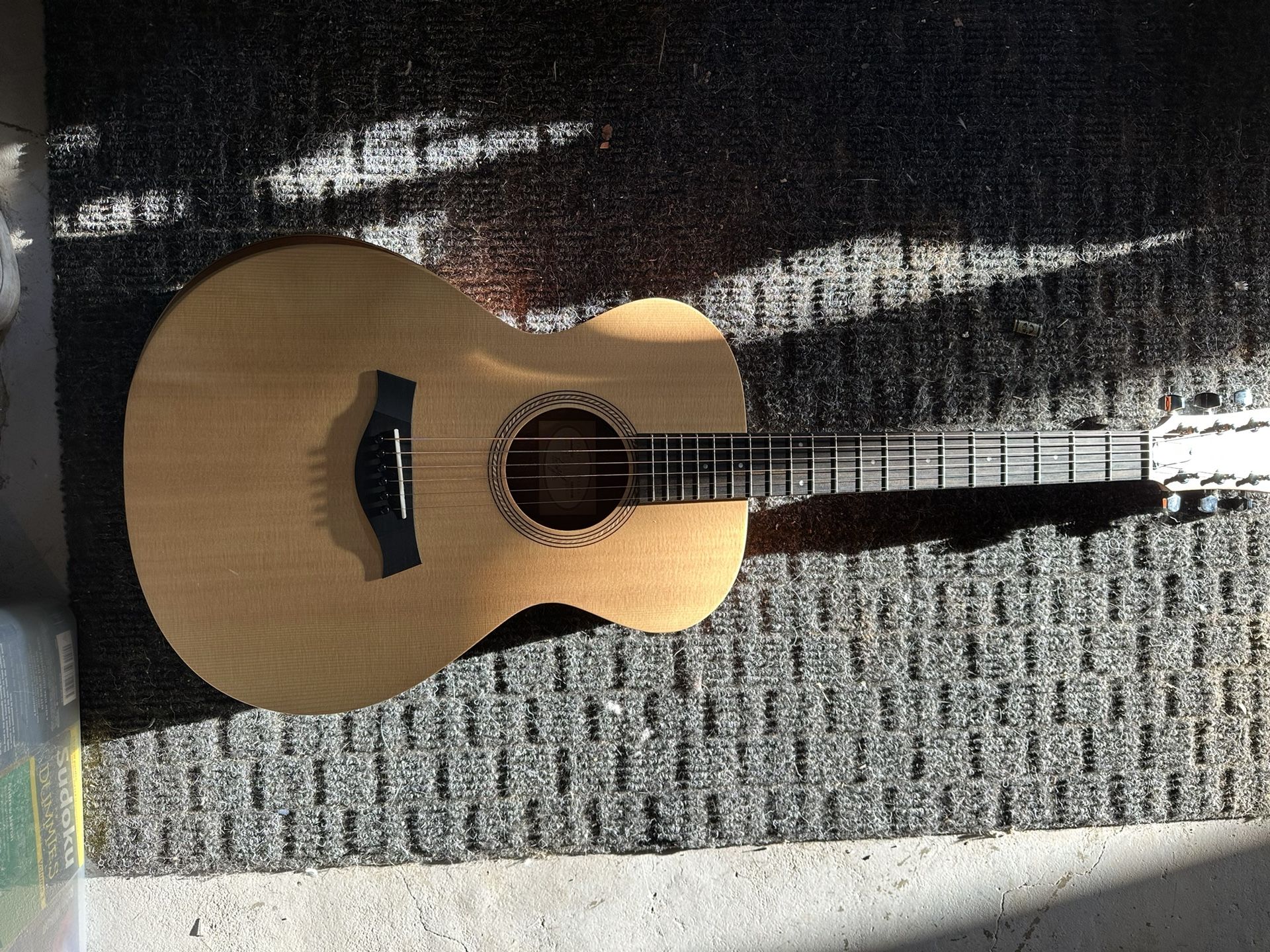 Taylor Academy S Acoustic/Electric Guitar