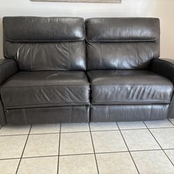 Reclinable Sofa 