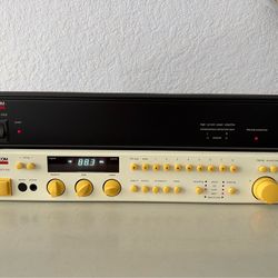 Adcom GTP-500 Tuner/Preamplifier and Adcom GFA- 535 II