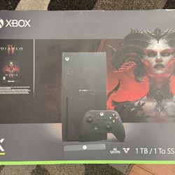 Xbox BRAND NEW in Box X Series