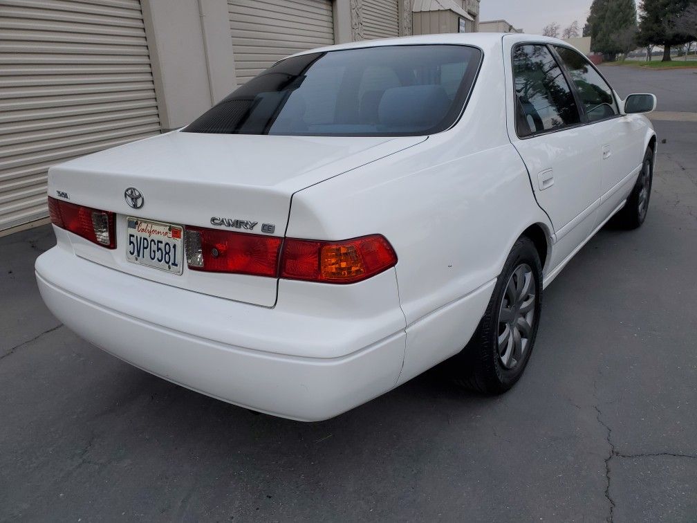2001 Toyota Camry