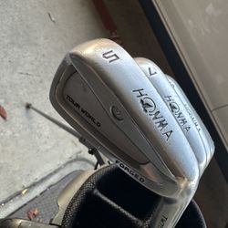 Honma TW717