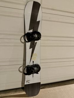 Burton Custom Camber Snowboard 158 (with step-on bindings
