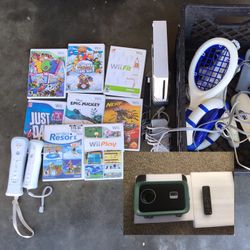 Wii Ultimate Bundle With Brand New Projector! ( Perfect Gift 💡! ). First $175 Pick Up Only 