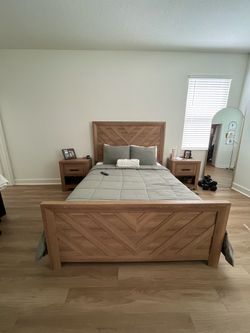 Queen bed