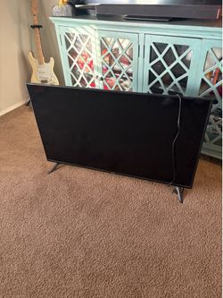 44 inch Vizio TV