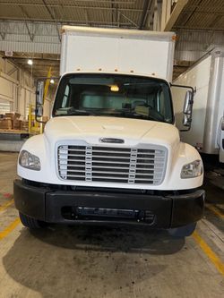 2013 freightliner m2