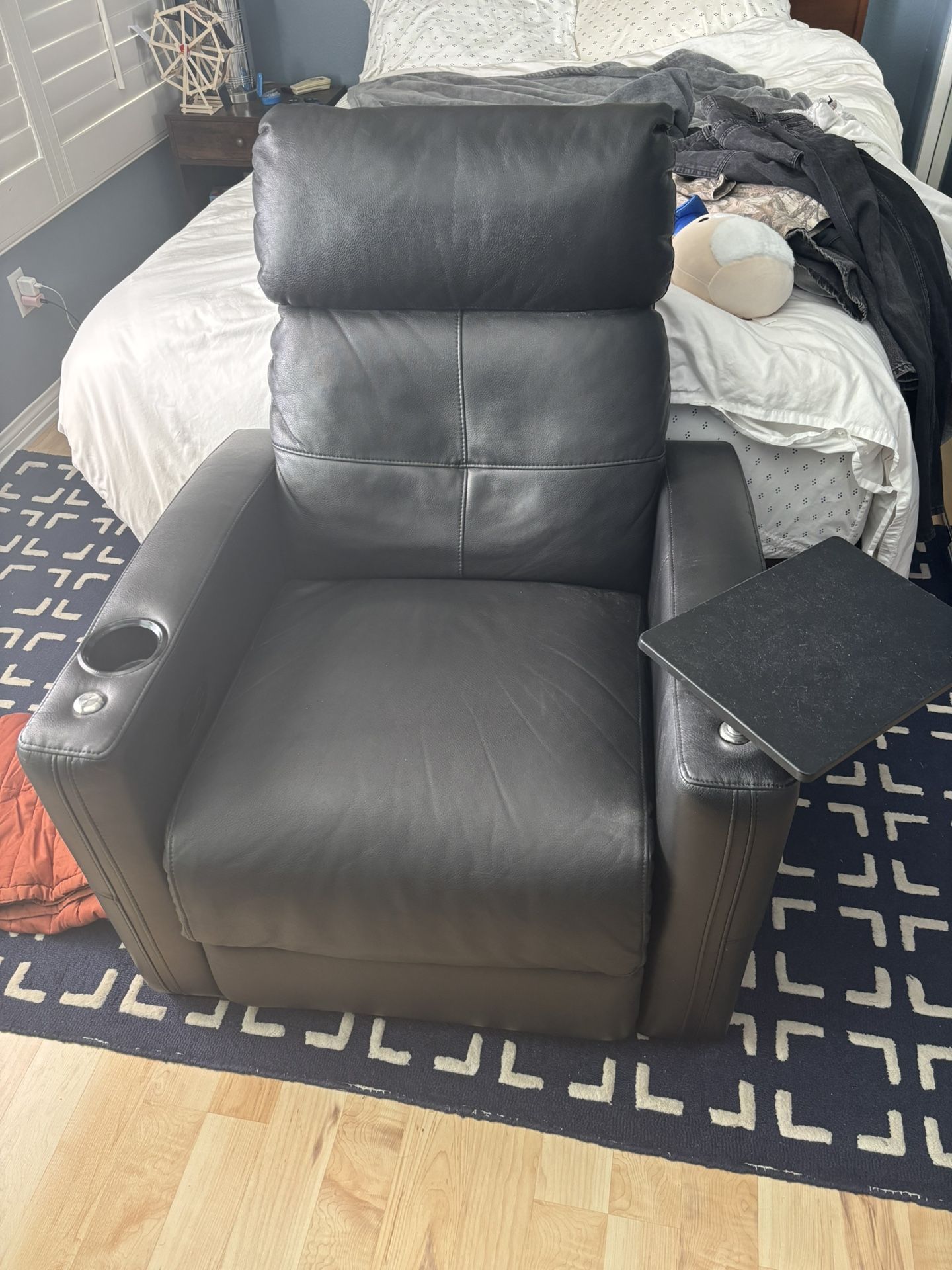 Reclining Game Chair Great Shape