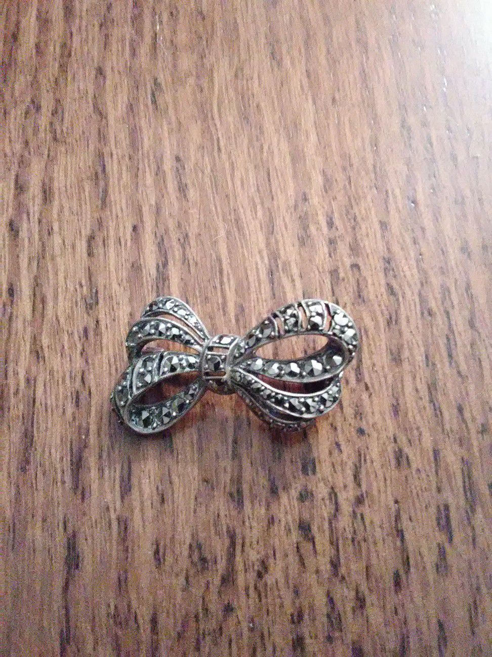 VINTAGE SILVER PIN WITH MARCASITE ACCENTS