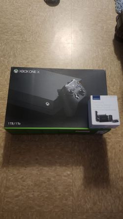 Xbox One X 1TB Console Bundle