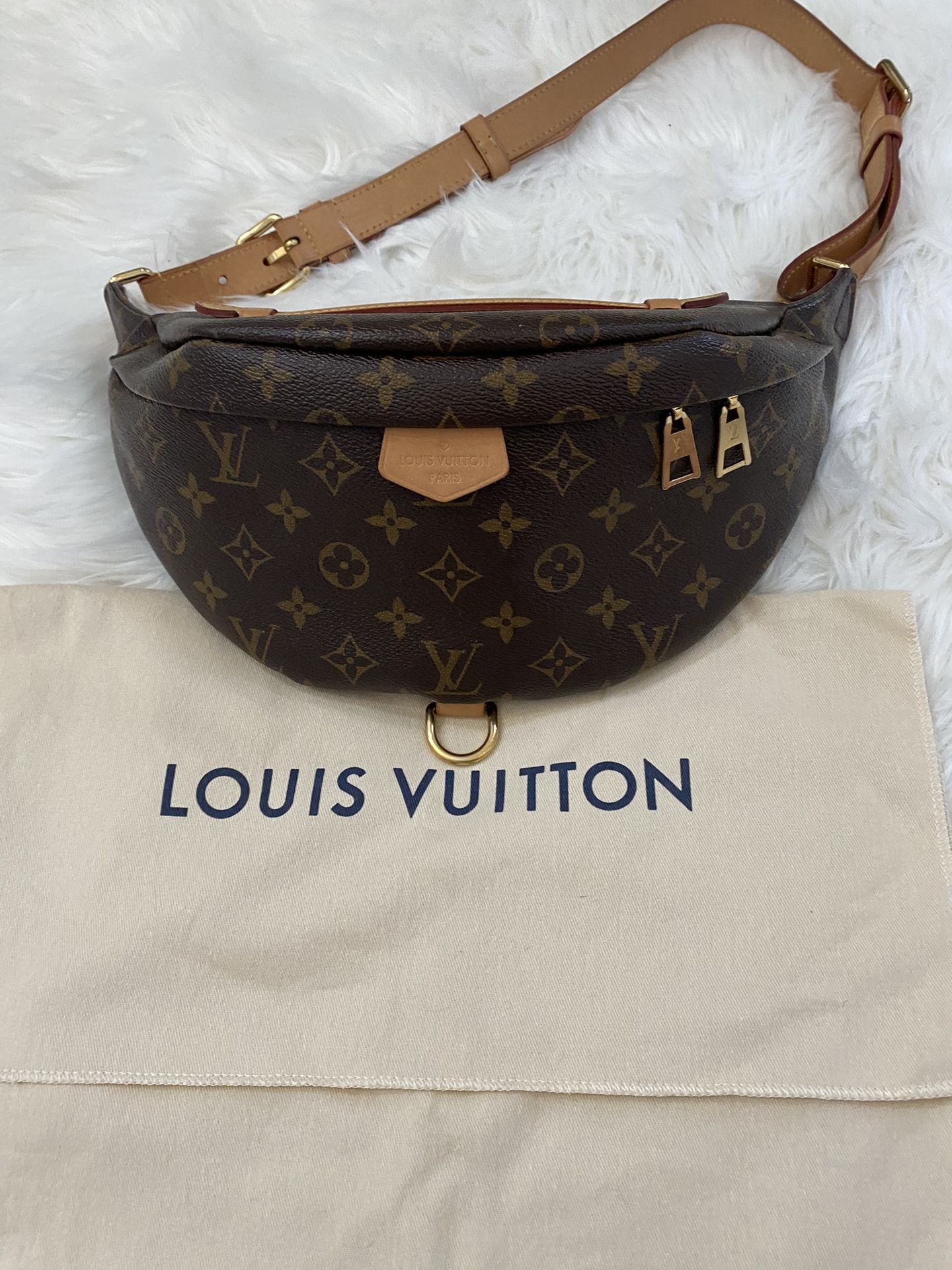 Louis Vuitton Bumbag Monogram for Sale in San Diego, CA - OfferUp