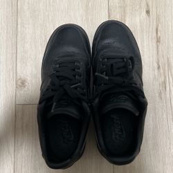 Used Black Air Forces (fresh Edition)