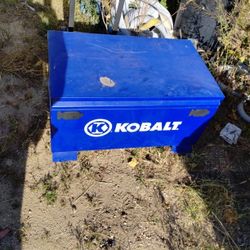 Tool Box For Pickup Up Or Stored  19inch By 32 Inch