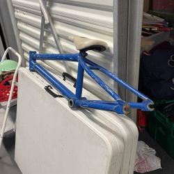 Mongoose Motivator Pro BMX Bike Frame & Seat- Mid School- Original- 