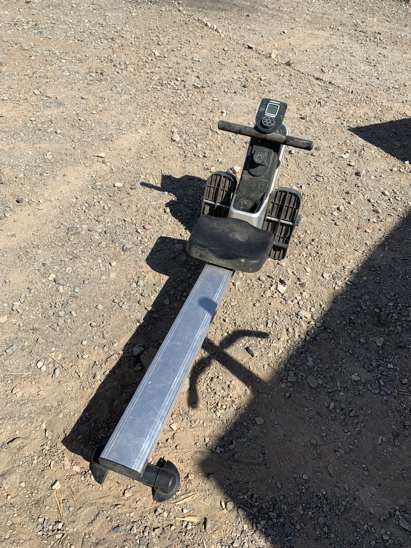 Exercise Row Machine