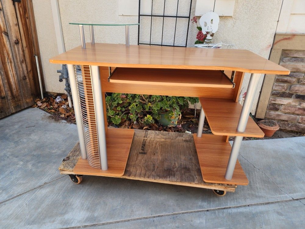Desk For Sale In Manteca