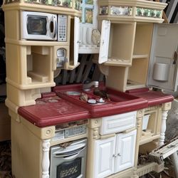 Plastic Play Kitchen