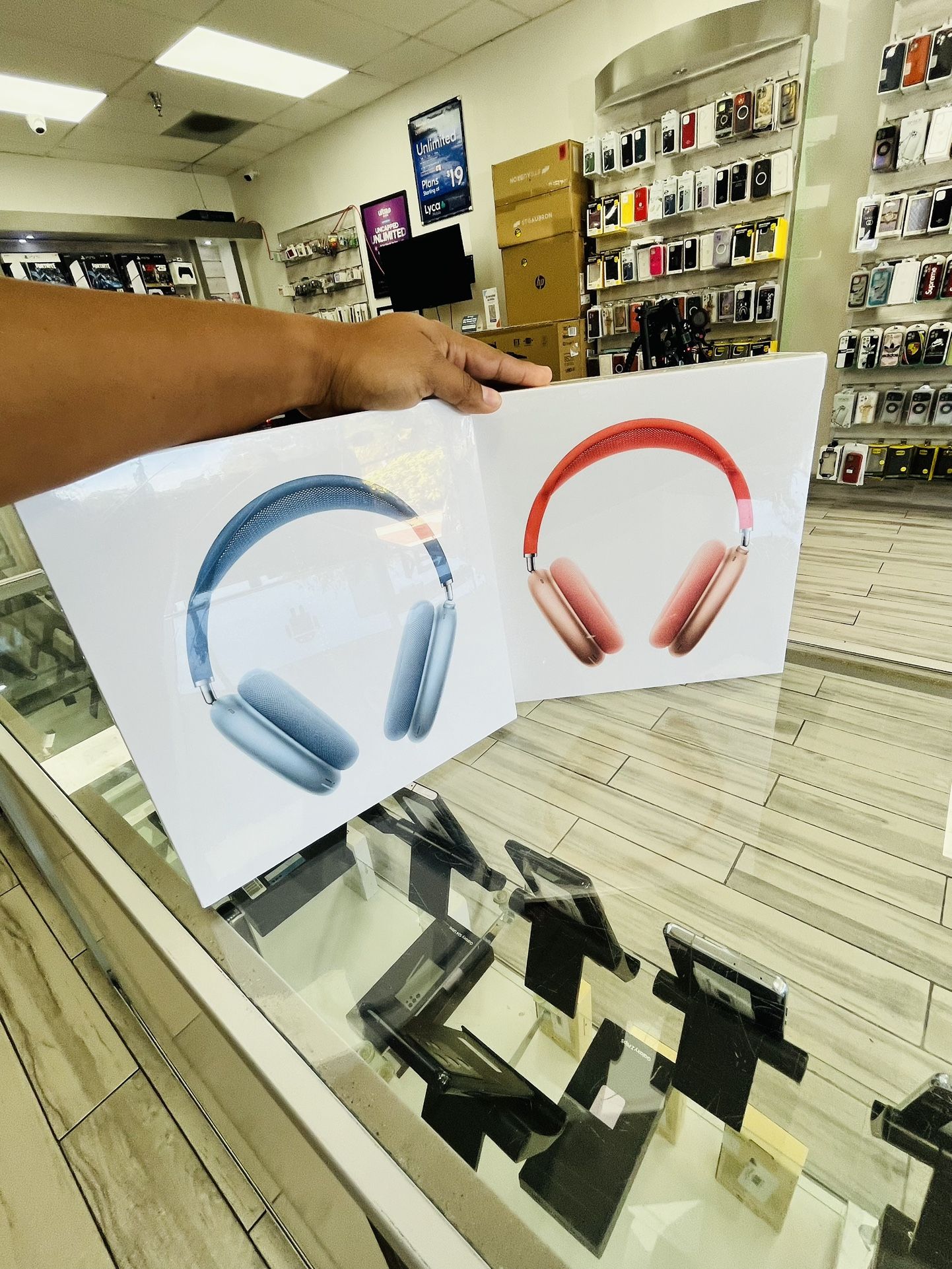 Apple AirPods Max BRAND NEW All Colors Available (Financing Available)