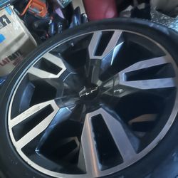 2019 chevy tahoe OEM rims 22"
