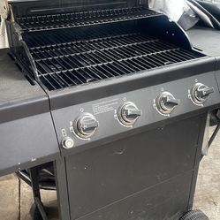 Asador Buenas Condiciones Seme Nuevo 
