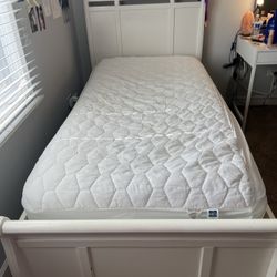 Twin Bed 