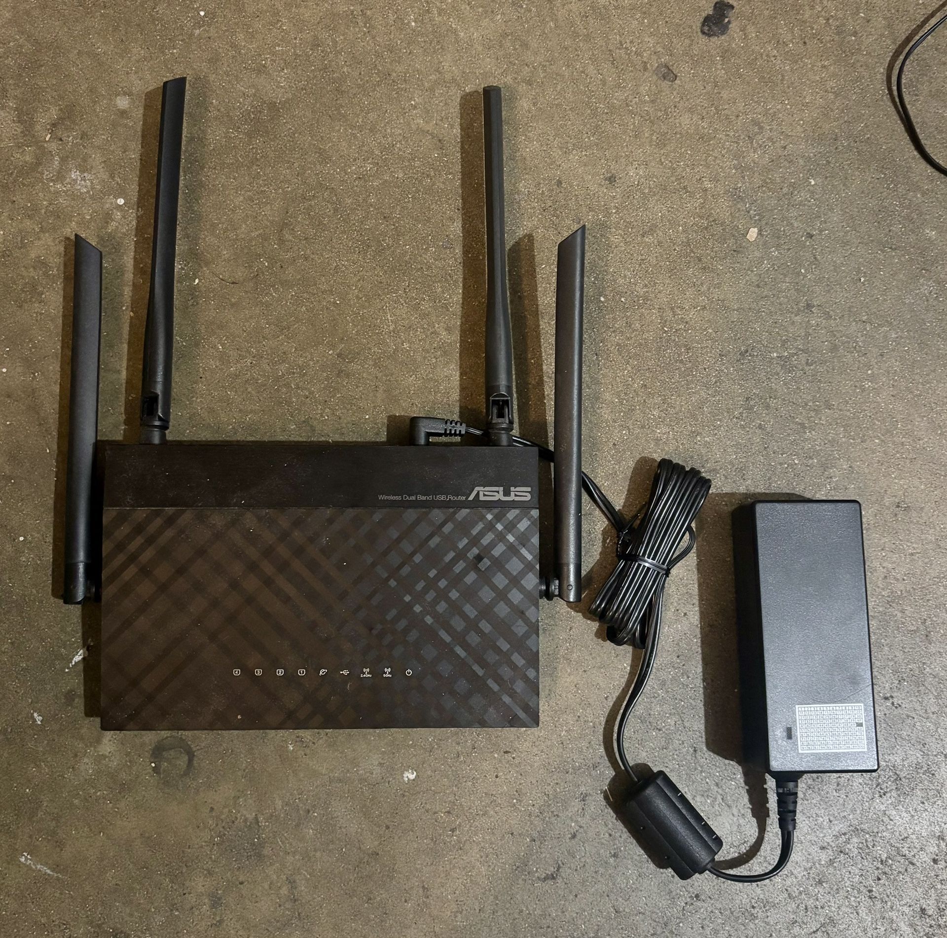 Asus Wireless AC1200 Dual-Band Router - (RT-AC1200)