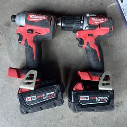 Milwaukee m18 drill and impact two batteries nooo charge