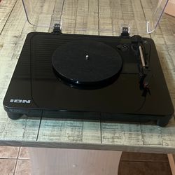 ION TURNTABLE FOR SALE