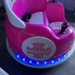 Ride On Bumper Car/ Carrito Para Niña Montable