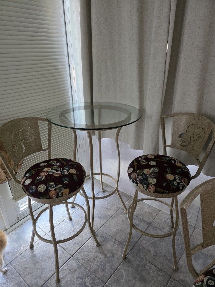 Glass Table With 4 Chairs