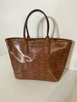 Cute Little Michael Kors Satchel