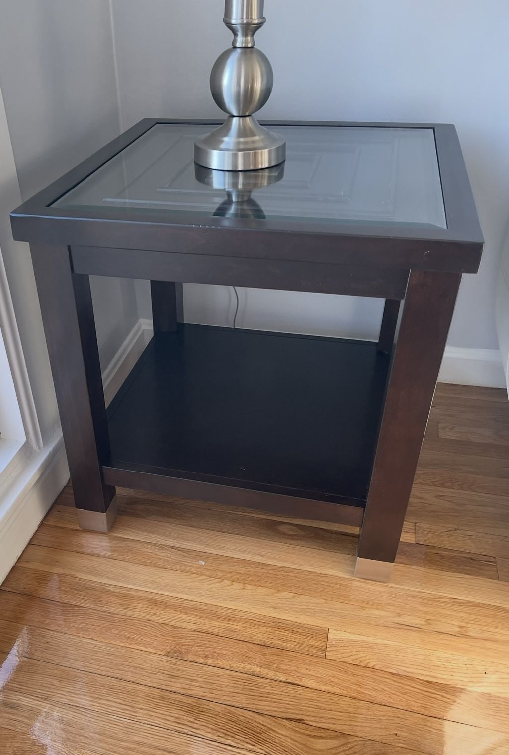 Cocktail and 2 end tables