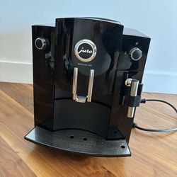 Jura Impressa C60 Super Automatic Espresso Cappuccino Coffee Machine