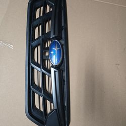 SUBARU CROSTRREK OEM GRILLE