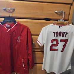 Usted Large Jacket And Small Shirt