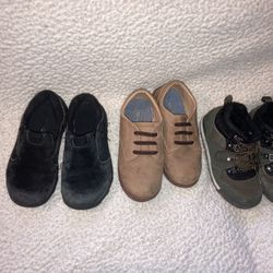 3 Pairs Of Toddler Shoes  Size 11