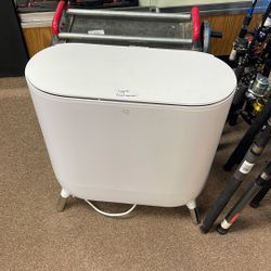 Towel Warmer With Dual Chambers