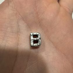 Pandora Letter B