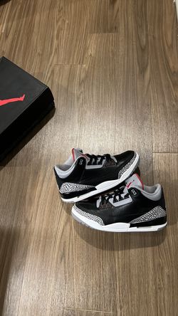 Jordan 3: Black Cement ‘2011’ | 13M
