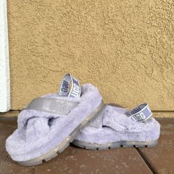 Slippers Sandals Size 8 UGG