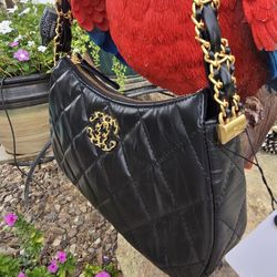 CHANEL HANDBAG 